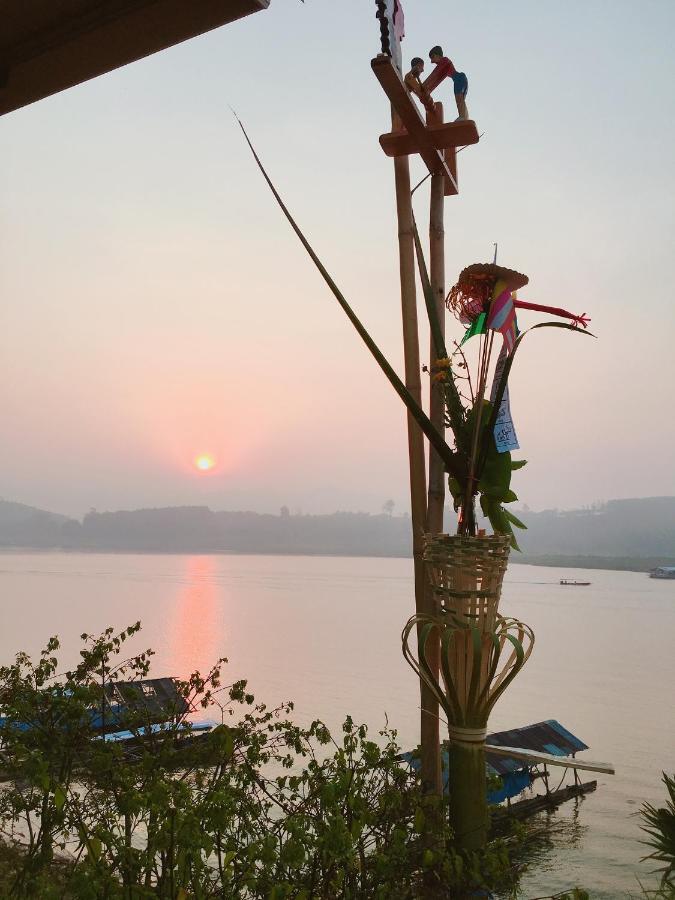 Baan Dongsak River View Sangkhla Buri Eksteriør billede
